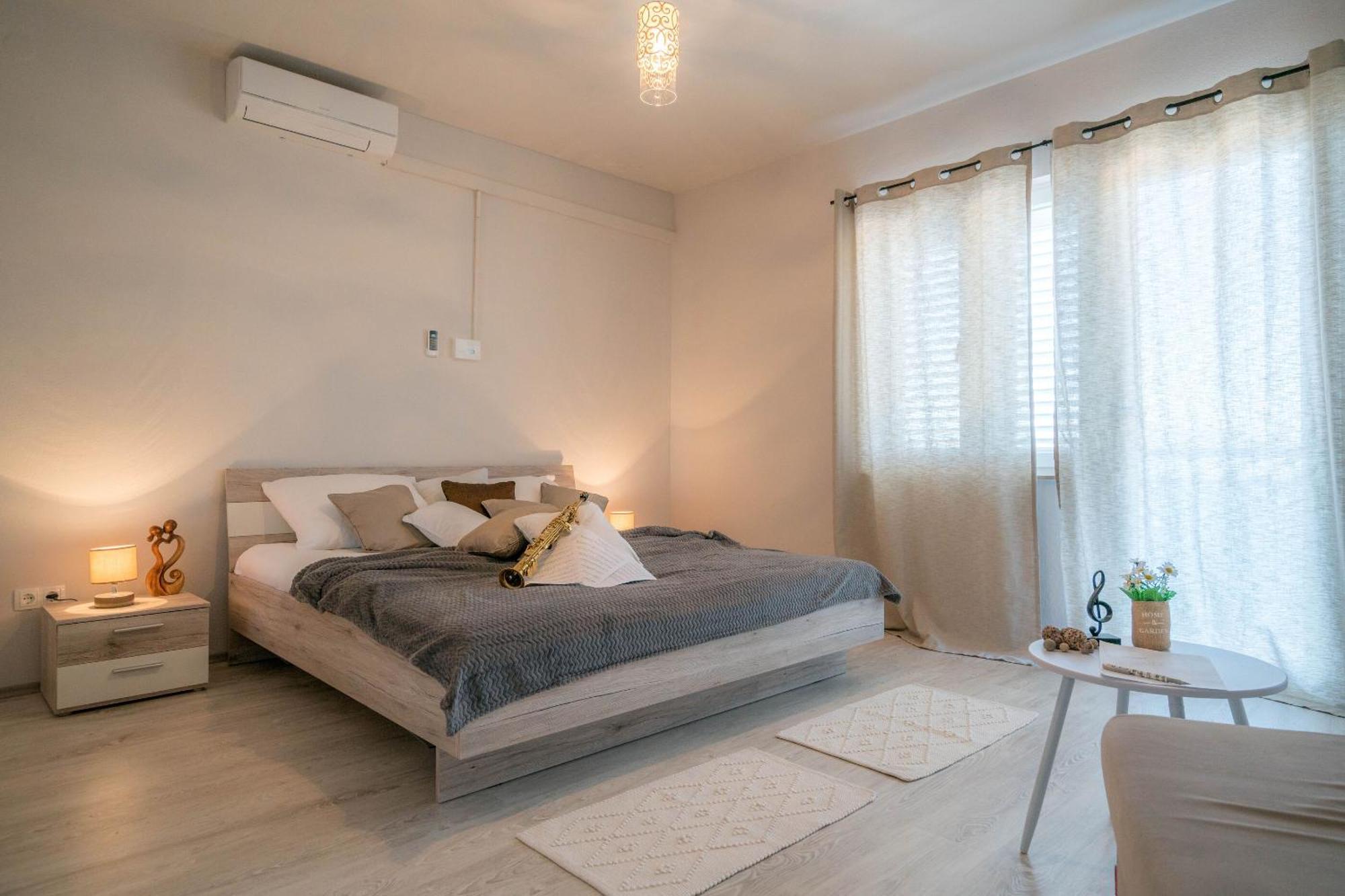 אומיס Apartments Sonata מראה חיצוני תמונה