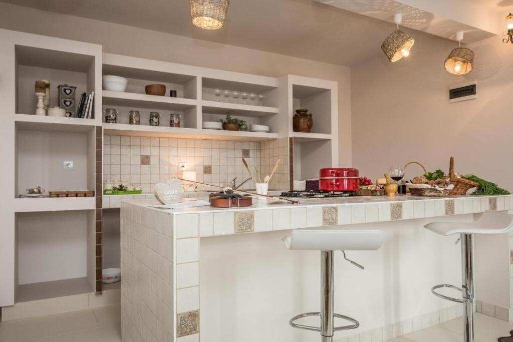אומיס Apartments Sonata מראה חיצוני תמונה